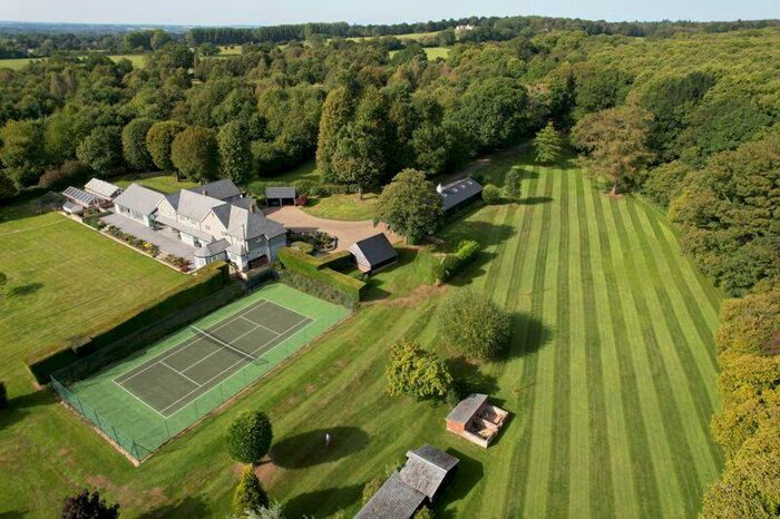 6 Bedroom Country House For Sale In Tunbridge Lane, Liphook, GU30