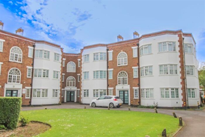 2 Bedroom Flat To Rent In Barons Court, Church Lane, NW9