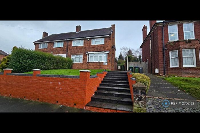 3 Bedroom Semi Detached House To Rent In Brandhall Road, Oldbury, B68