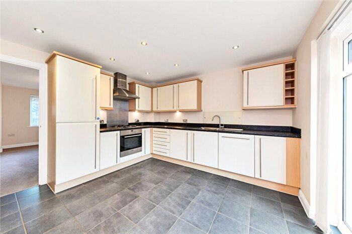 3 Bedroom Terraced House For Sale In Fulbourn Road, Cambridge, Cambridgeshire, CB1