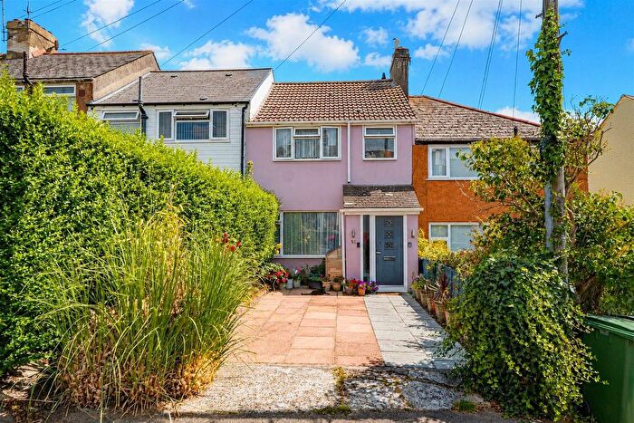 3 Bedroom Terraced House For Sale In Percy Road, Hastings, TN35