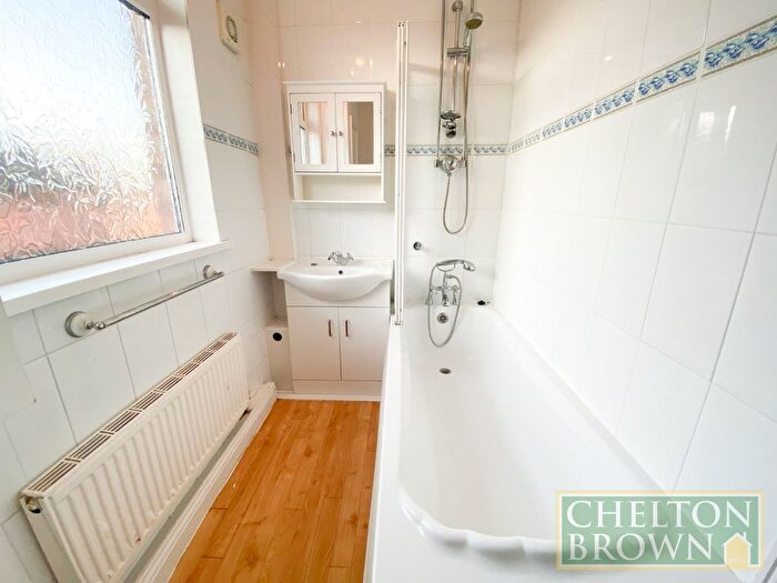 2 Bedroom Bungalow For Sale In Yelvertoft Road, Kingsthorpe, Northampton, NN2