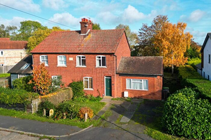 3 Bedroom Semi-Detached House For Sale In Cambridge Road, Girton, Cambridge, Cambridgeshire, CB3