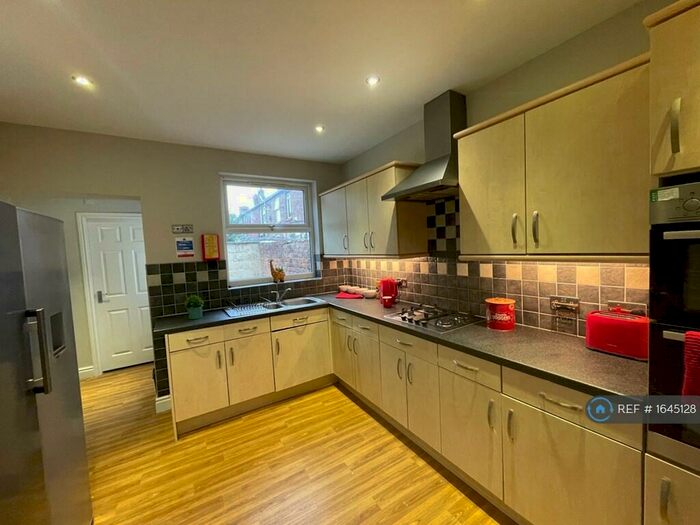 7 Bedroom Terraced House To Rent In Garmoyle Road, Liverpool, L15