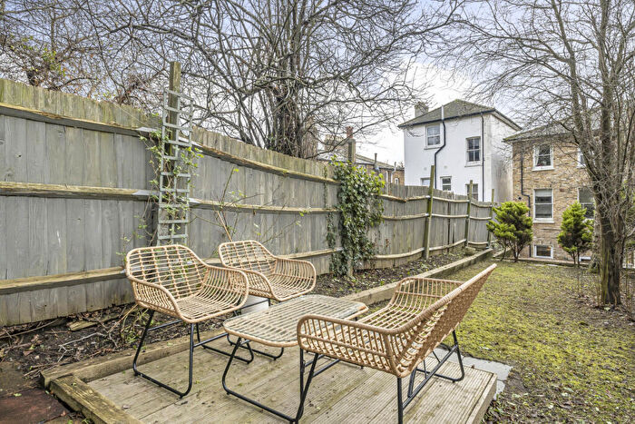 1 Bedroom Apartment For Sale In St. German's Road, London, SE23