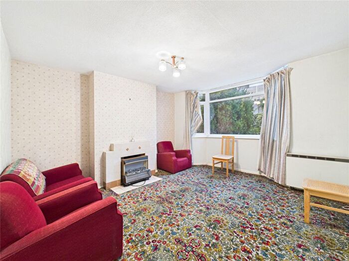 3 Bedroom End Of Terrace House For Sale In School Road, Bristol, BS4