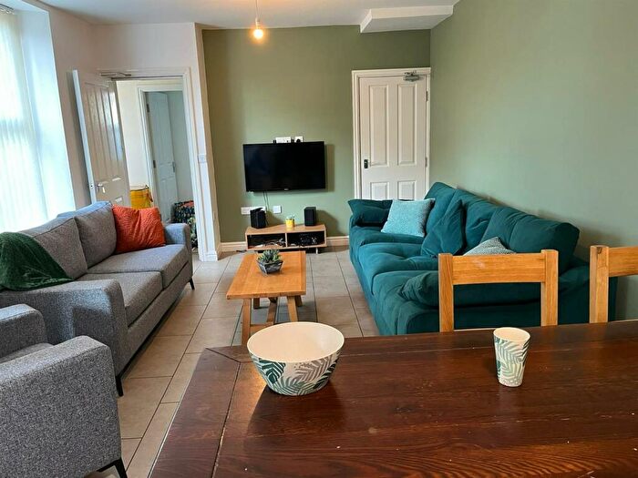 6 Bedroom Private Hall To Rent In Parker Street, Lancaster, LA1