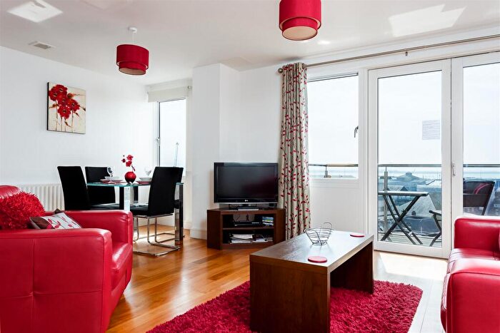 1 Bedroom Apartment To Rent In High Street, Poole, BH15