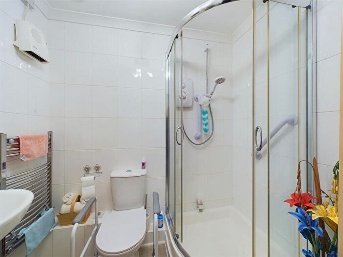 1 Bedroom Flat For Sale In Millburn Court, Perth, PH2