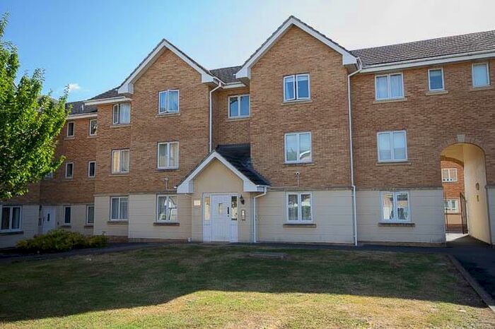 2 Bedroom Apartment To Rent In Lloyd Close, Cheltenham, GL51
