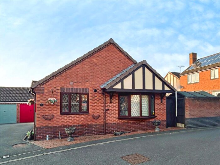 2 Bedroom Bungalow For Sale In Hillside Gardens, Church Gresley, Swadlincote, Derbyshire, DE11