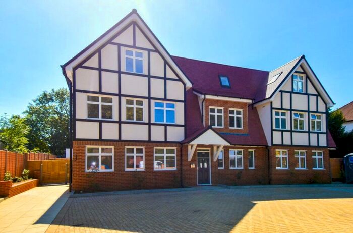 2 Bedroom Apartment To Rent In Pampisford Road, South Croydon, CR2