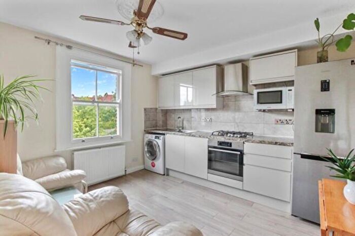 1 Bedroom Flat To Rent In Lowfield Road, West Hampstead, NW6