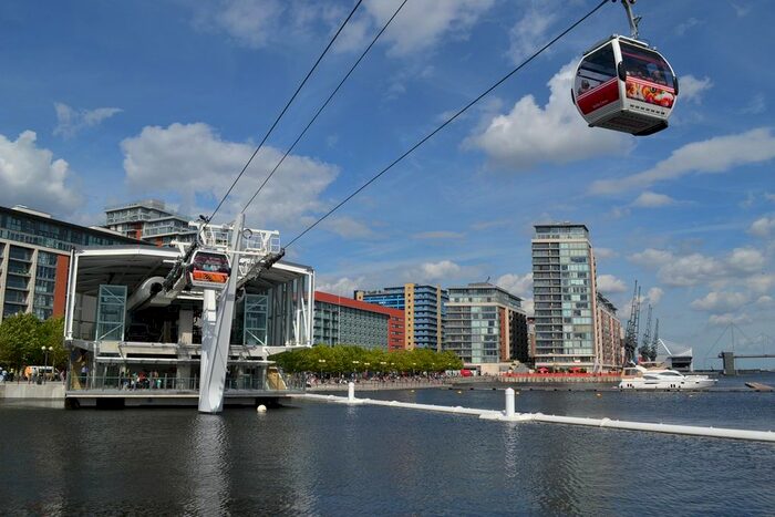 2 Bedroom Flat To Rent In Ross Apartments, London, Capital East, Royal Victoria Docks, E16