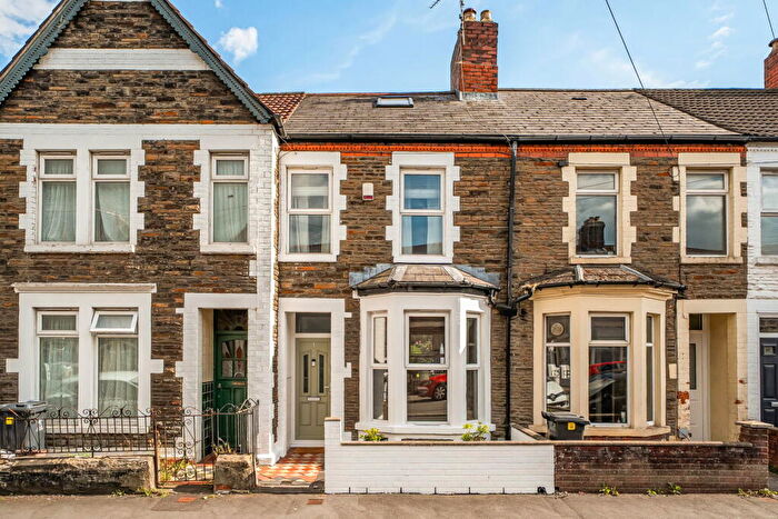 2 Bedroom Terraced House For Sale In Strathnairn Street, Roath, Cardiff, CF24