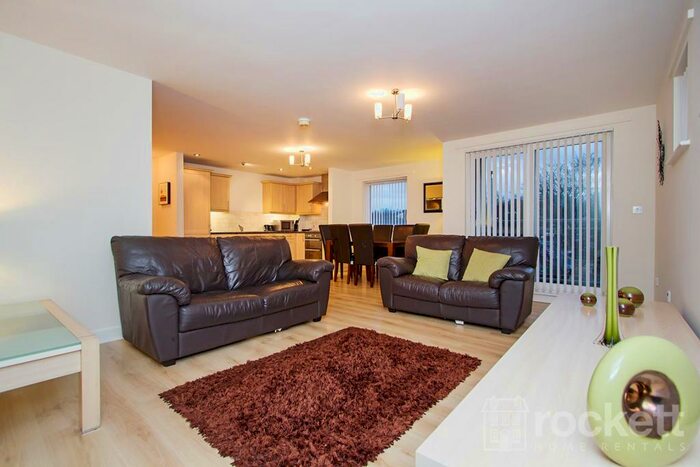 2 Bedroom Apartment To Rent In Trinity Court, Newcastle-Under-Lyme, ST5