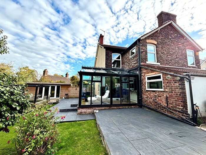 2 Bedroom Semi-Detached House For Sale In Rose Mount, Preston Brook, Runcorn, WA7