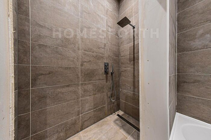 2 Bedroom Flat To Rent In Brondesbury Road, Queen's Park, NW6