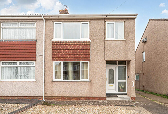 3 Bedroom Semi Detached House For Sale In Francis Place, Longwell Green, Bristol, Gloucestershire, BS30