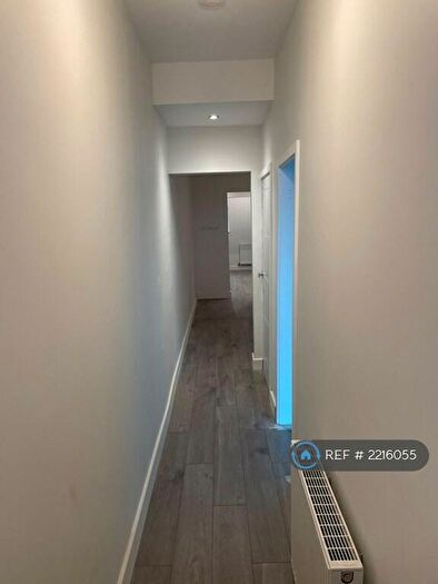 3 Bedroom Semi-Detached House To Rent In Chesterfield Road, Staveley, S43