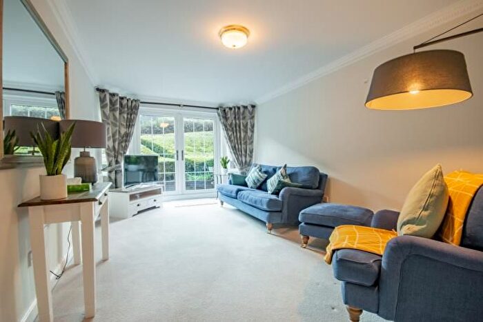 1 Bedroom Flat To Rent In Orchard Brae Avenue, Edinburgh, EH4