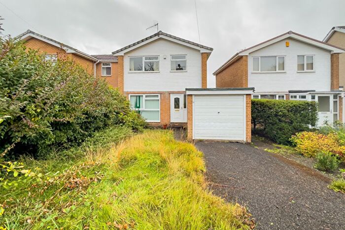 3 Bedroom Detached House For Sale In Everard Avenue, Sheffield, S17