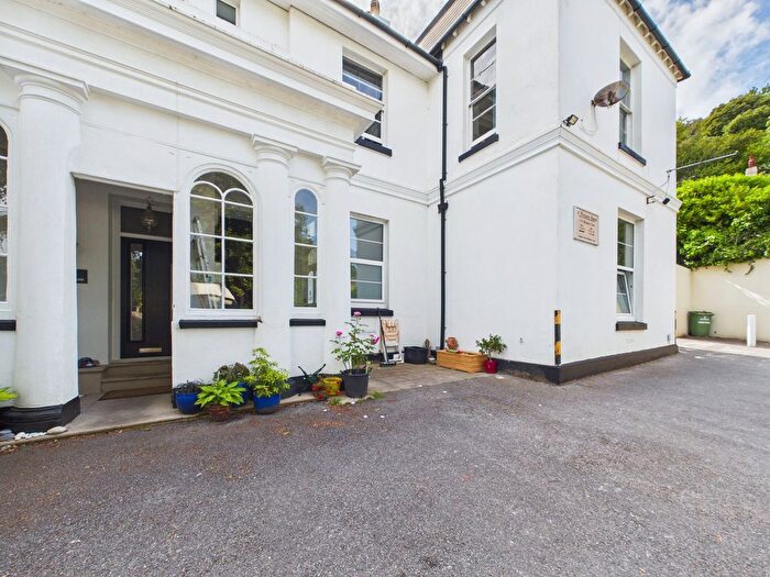 1 Bedroom Flat For Sale In St. Michaels Close, Torre, Torquay, TQ1
