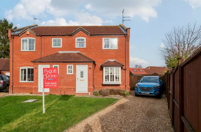 3 Bedroom Semi-Detached House For Sale In Glebe Close, Ingham, Lincoln, LN1