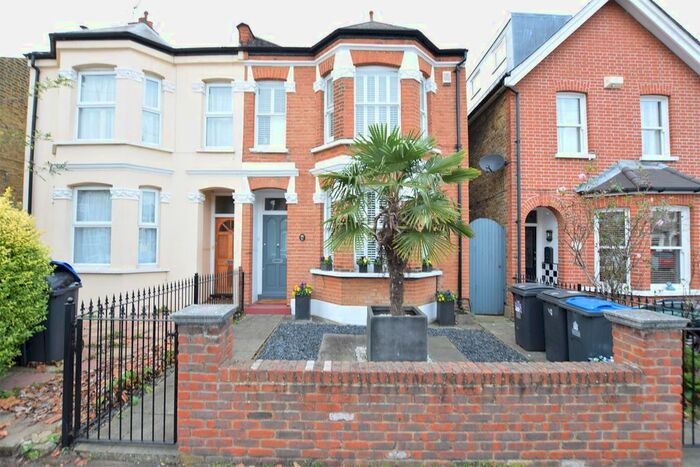 3 Bedroom Semi-Detached House To Rent In Worthington Road, Tolworth, Surbiton KT6