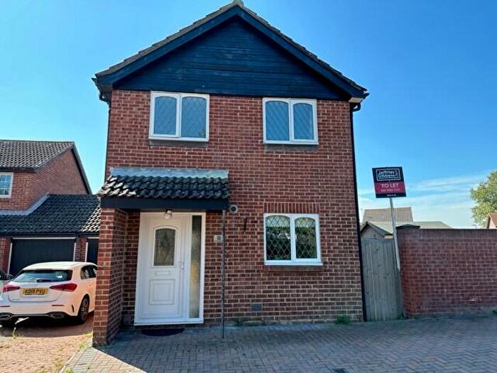 3 Bedroom House To Rent In Puffin Crescent, Fareham, PO14
