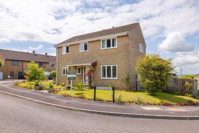 4 Bedroom Detached House For Sale In Mullins Way, Castle Cary, Somerset, BA7