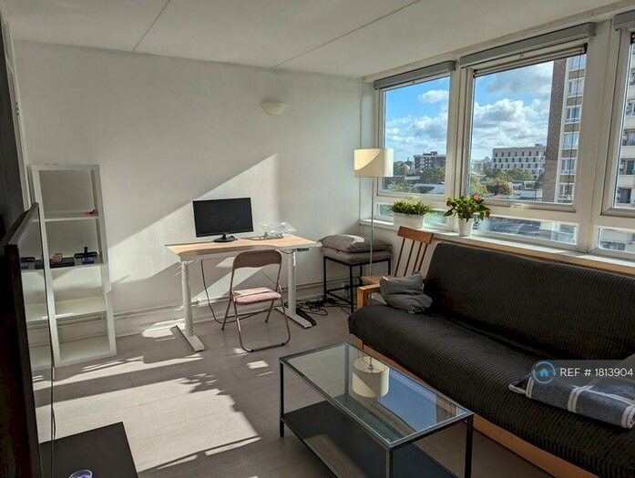 1 Bedroom Flat To Rent In Biggerstaff Street, London, N4