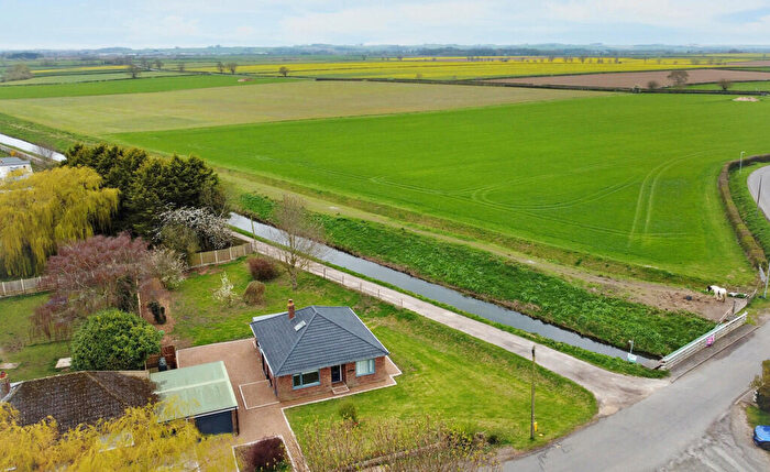 3 Bedroom Detached Bungalow For Sale In Lock Road, Alvingham, LN11