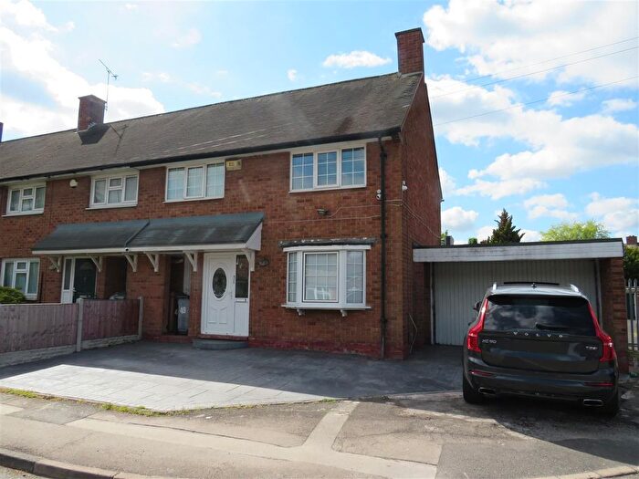 3 Bedroom Property For Sale In Silver Birch Road, Kingshurst, Birmingham, B37