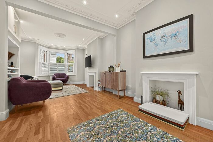 4 Bedroom Detached House To Rent In Dunstans Road, London, SE22