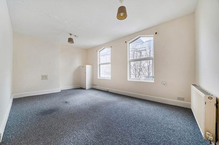 1 Bedroom Flat To Rent In Catford Broadway, London, SE6