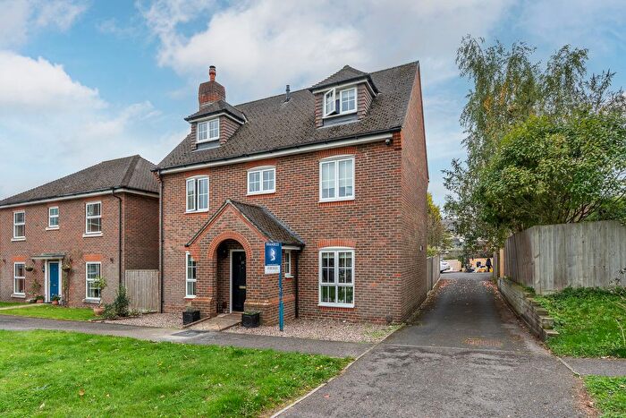 5 Bedroom Detached House For Sale In Jarvis Fields, Bursledon, SO31