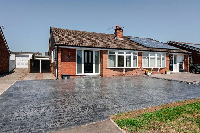 2 Bedroom Semi Detached Bungalow For Sale In Thames Ave, Leigh, WN7