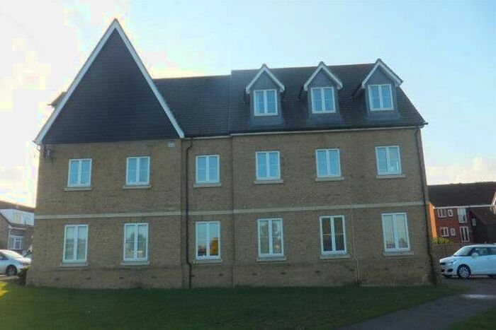 2 Bedroom Flat To Rent In Edinburgh Gardens, Braintree, CM7