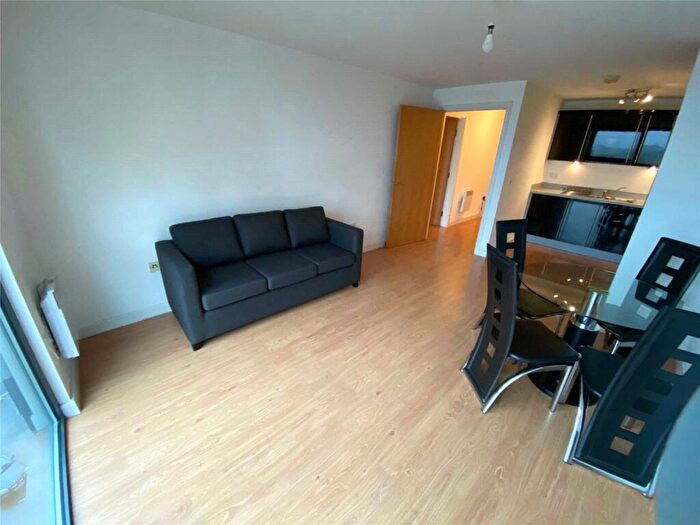 2 Bedroom Apartment To Rent In Zenith, Chapel Street, Salford, Manchester, M3