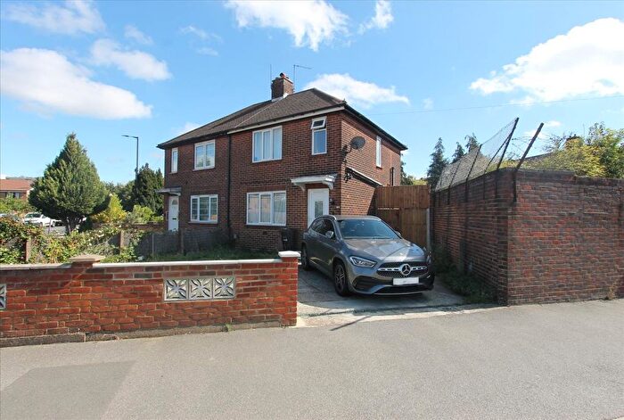 2 Bedroom Semi-Detached House To Rent In Wilbury Way, London, N18