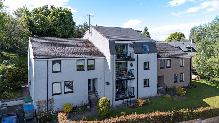 3 Bedroom Flat For Sale In Flat, Craigiebank House, Moredun Square, Perth, PH2