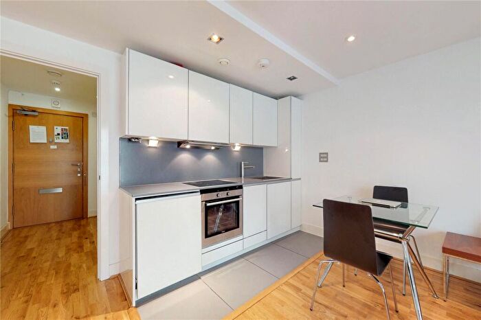 Studio To Rent In Yeo Street, London, E3