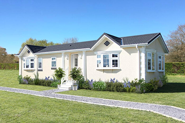 2 Bedroom Park Home For Sale In Northwich, Cheshire, CW8