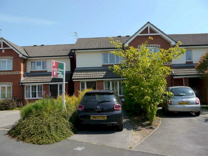 2 Bedroom Mews To Rent In Tiverton Drive, Wilmslow, SK9