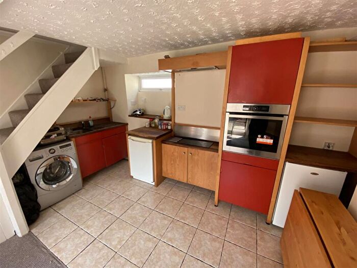 1 Bedroom Terraced House To Rent In Old Park Terrace, Treforest, CF37