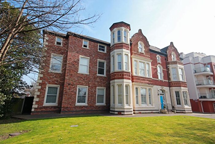 2 Bedroom Flat For Sale In Crosby Road North, Waterloo, L22