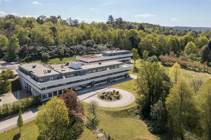 1 Bedroom Flat For Sale In Deepdene House, Dorking, RH5