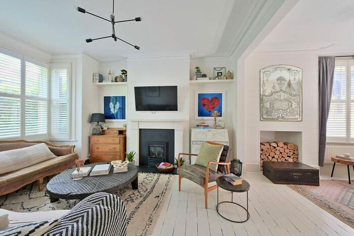 4 Bedroom Property To Rent In Rayleigh Road, Wimbledon, London, SW19