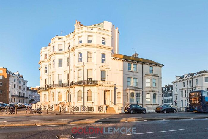 1 Bedroom Flat For Sale In St Aubyns, Hove, BN3
